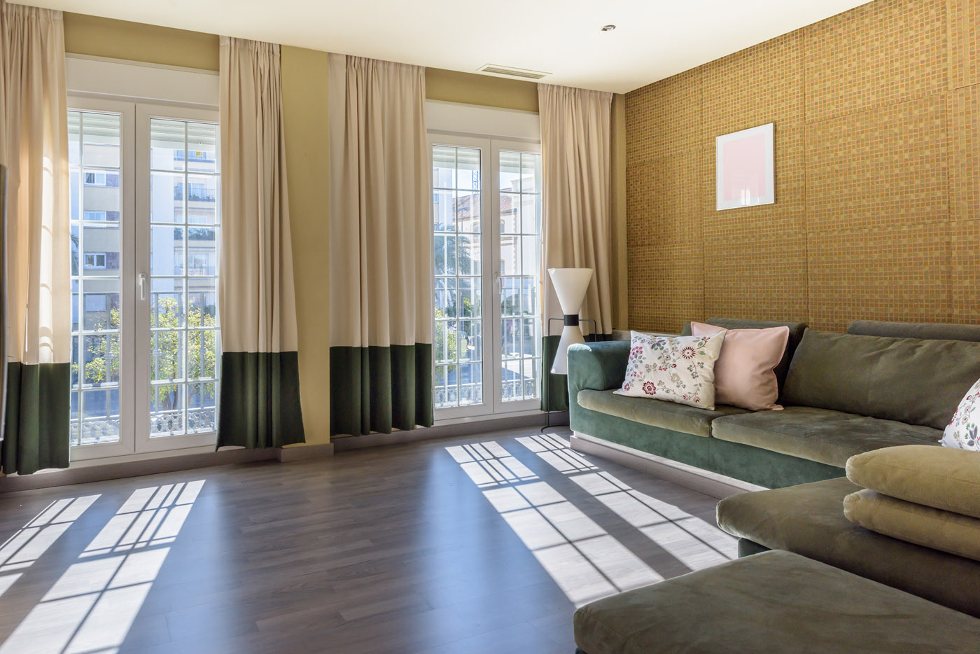 Property slider Gilmar